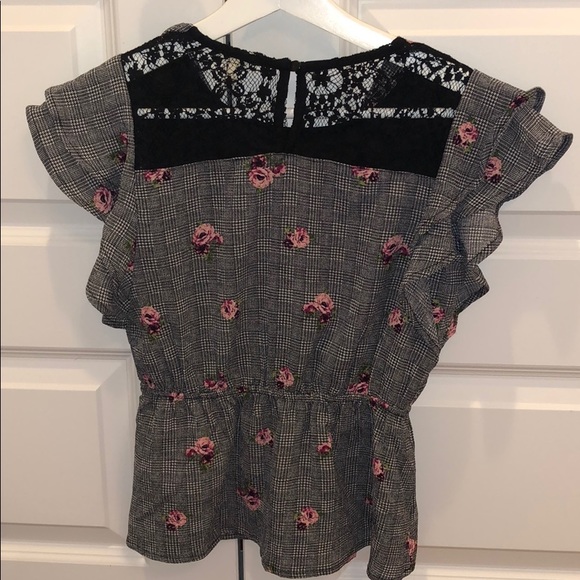 GIRLS GREY WITH PINK FLOWERS BLOUSE - Picture 3 of 4